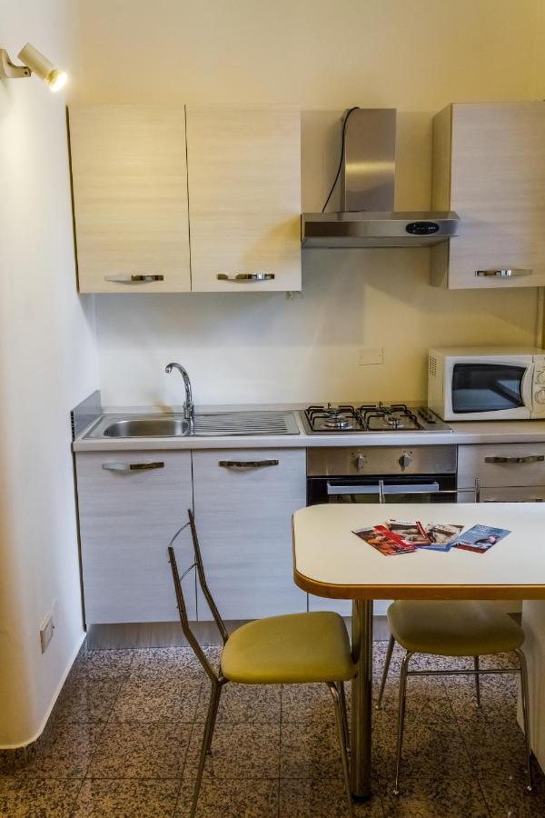 Suite Porta Borsari Верона Экстерьер фото